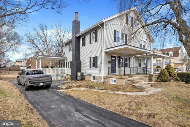 523 W GLENSIDE AVE, Glenside, PA 19038