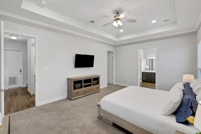 5611 Arrowhead Point Drive, Baytown, TX 77523