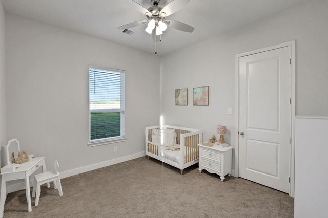 5611 Arrowhead Point Drive, Baytown, TX 77523