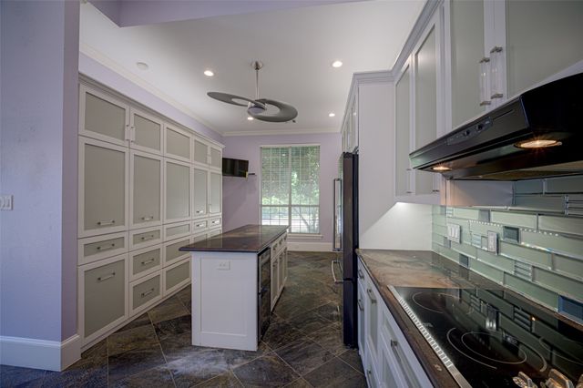 7200 Elmswood Lane, Plano, TX 75025