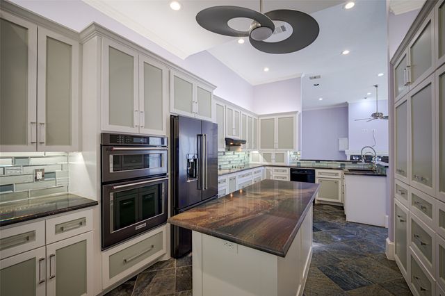 7200 Elmswood Lane, Plano, TX 75025