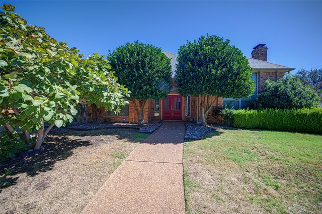 7200 Elmswood Lane, Plano, TX 75025