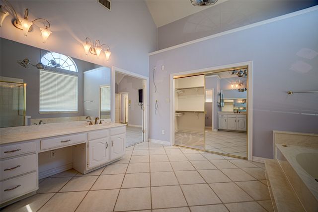 7200 Elmswood Lane, Plano, TX 75025