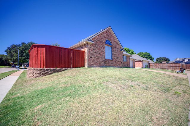 7200 Elmswood Lane, Plano, TX 75025