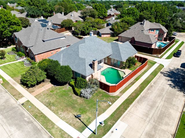 7200 Elmswood Lane, Plano, TX 75025