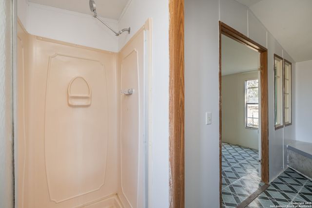 313 Big Meadows Dr, Bandera, TX 78003