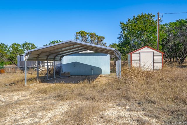 313 Big Meadows Dr, Bandera, TX 78003