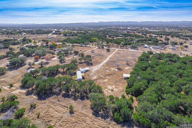 313 Big Meadows Dr, Bandera, TX 78003