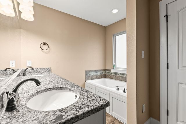 13 Tigers Eye Cove, Greenbrier, AR 72058