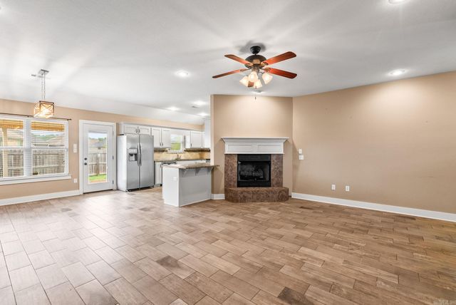13 Tigers Eye Cove, Greenbrier, AR 72058