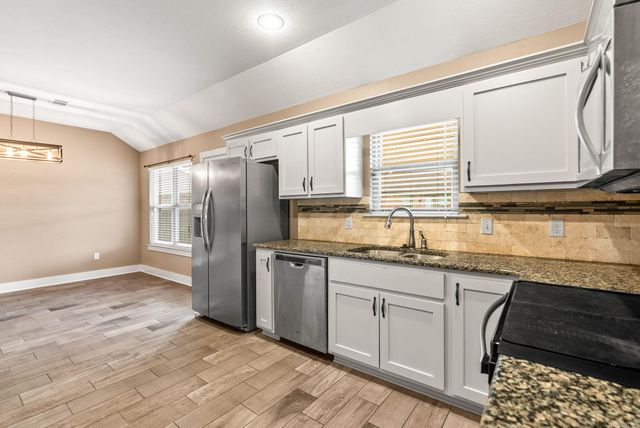 13 Tigers Eye Cove, Greenbrier, AR 72058