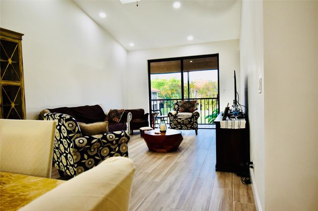 7917 La Mirada Drive, Boca Raton, FL 33433