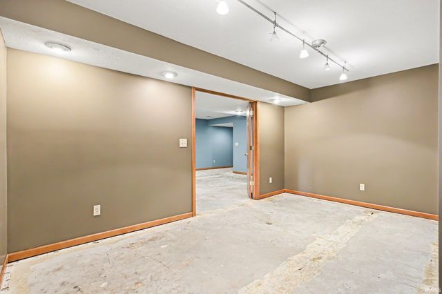 58030 Prairie Ridge Road, Goshen, IN 46528
