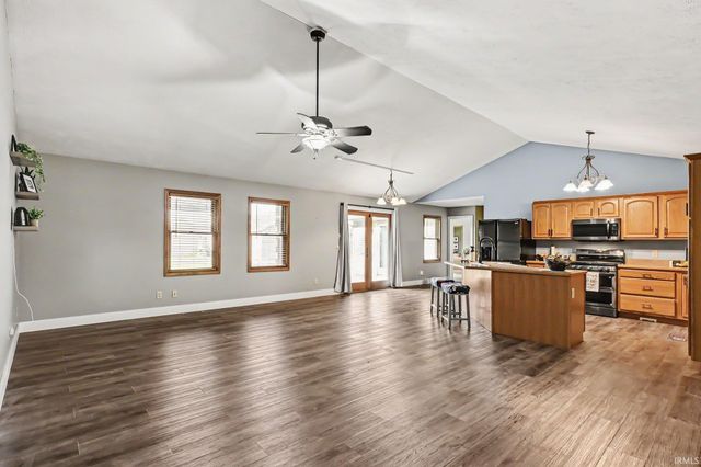58030 Prairie Ridge Road, Goshen, IN 46528