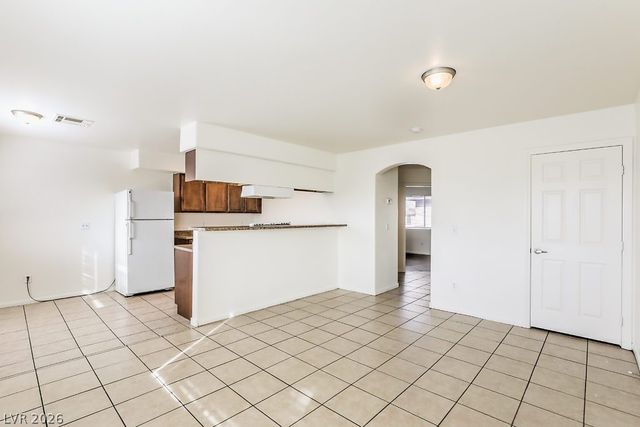 3127 North Walnut Road A, Las Vegas, NV 89115
