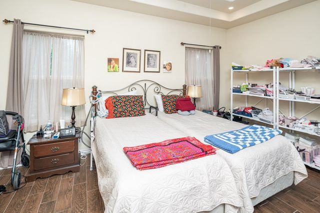 1004 Creswell Ln, Kerrville, TX 78028