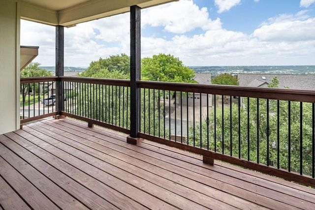 1004 Creswell Ln, Kerrville, TX 78028