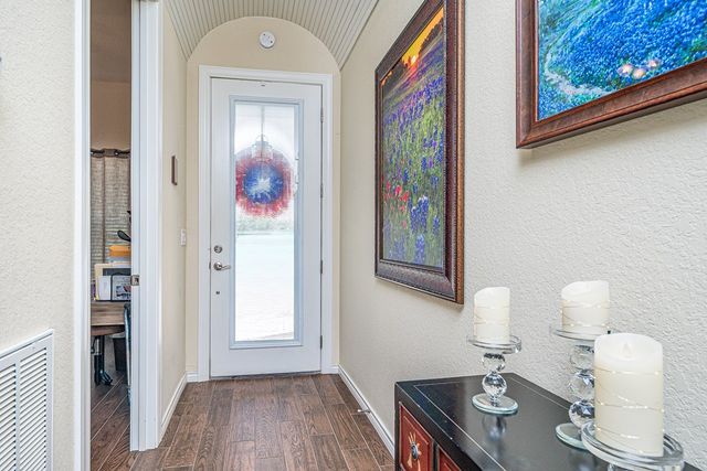 1004 Creswell Ln, Kerrville, TX 78028