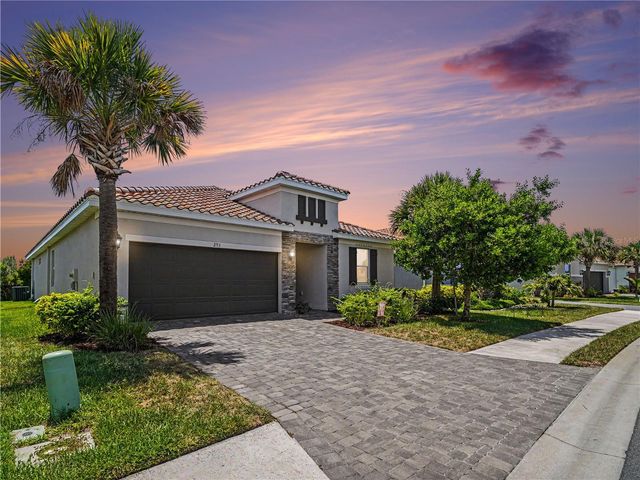 293 DAYLILY BOULEVARD, Nokomis, FL 34275