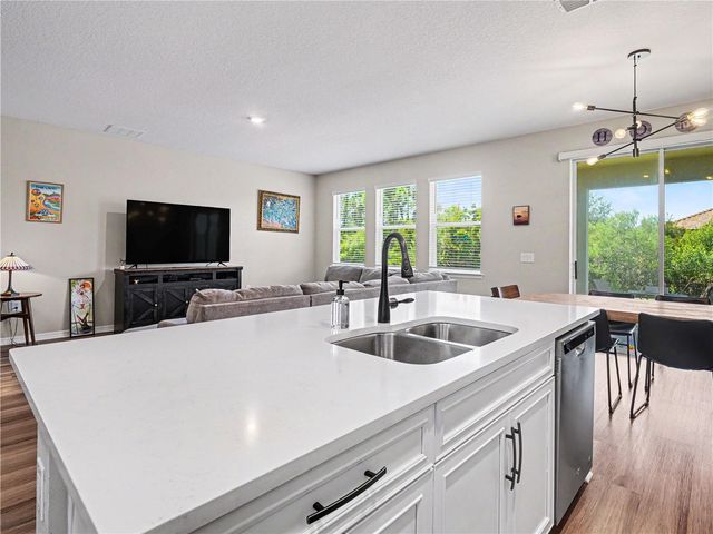 293 DAYLILY BOULEVARD, Nokomis, FL 34275
