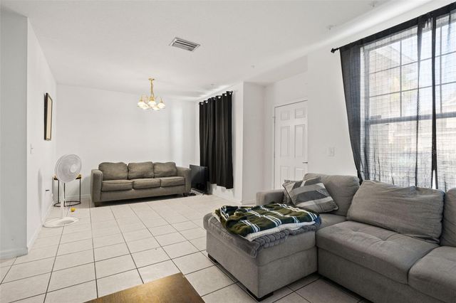 9816 CARLSDALE DRIVE, Riverview, FL 33578