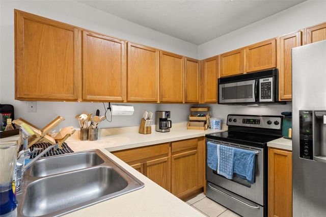 9816 CARLSDALE DRIVE, Riverview, FL 33578