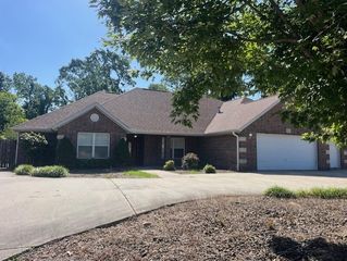 503 SW Tunbridge Drive, Bentonville, AR 72712