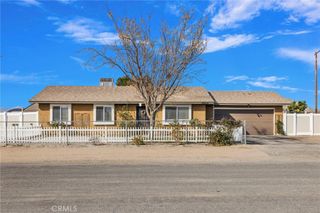 16654 Pawnee, Apple Valley, CA 92307
