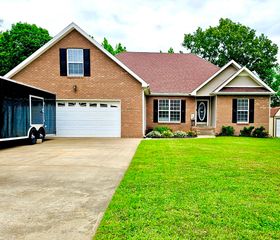 2871 Prince Dr, Clarksville, TN 37043