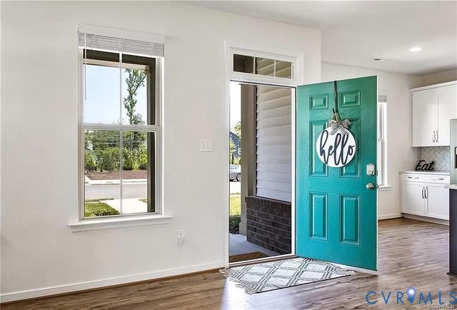 10801 Porter Park Ln, Glen Allen, VA 23059