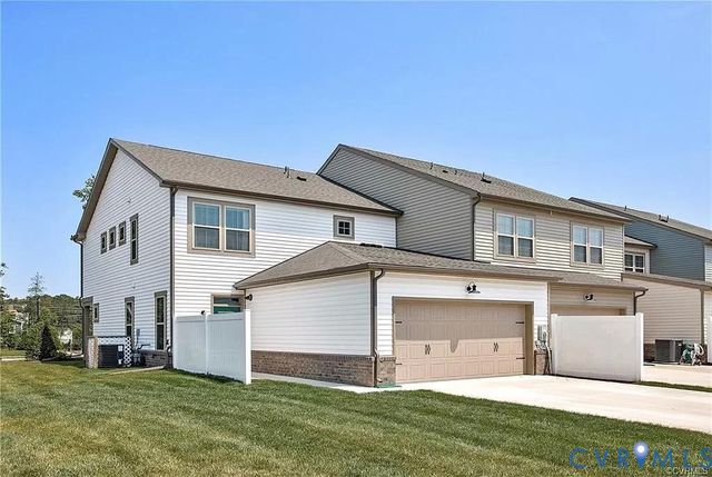 10801 Porter Park Ln, Glen Allen, VA 23059