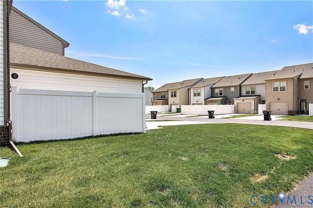 10801 Porter Park Ln, Glen Allen, VA 23059