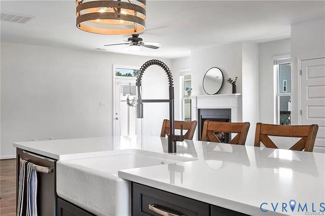 10801 Porter Park Ln, Glen Allen, VA 23059