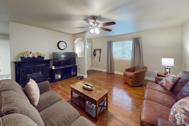 9623 Rachel St, Live Oak, CA 95953