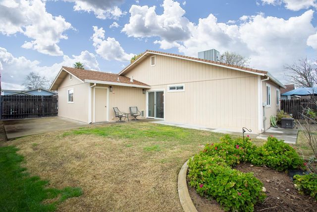 9623 Rachel St, Live Oak, CA 95953