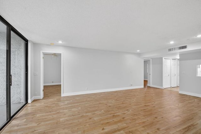 4080 Tivoli Court 206, Lake Worth, FL 33467