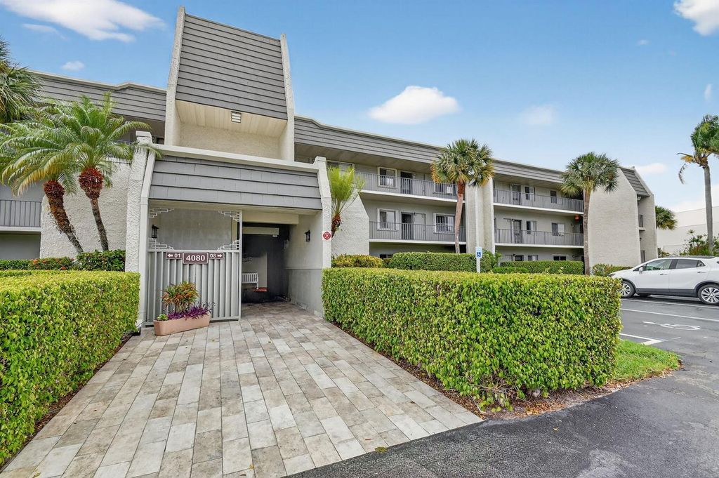 4080 Tivoli Court 206, Lake Worth, FL 33467