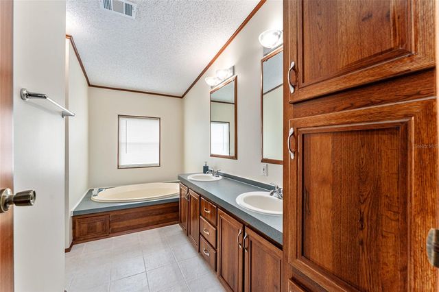 8960 SW 32ND TERRACE, Ocala, FL 34476