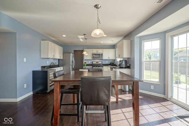 8634 N Dresden Drive, Mccordsville, IN 46055