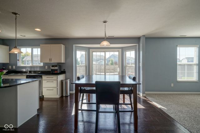 8634 N Dresden Drive, Mccordsville, IN 46055