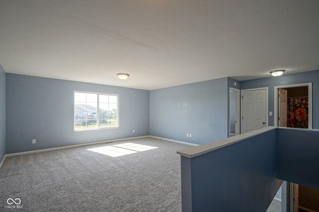 8634 N Dresden Drive, Mccordsville, IN 46055