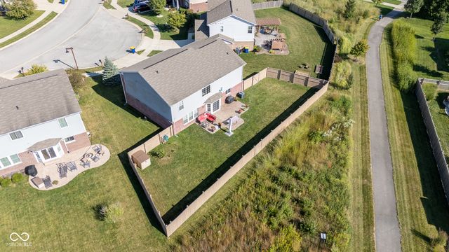 8634 N Dresden Drive, Mccordsville, IN 46055