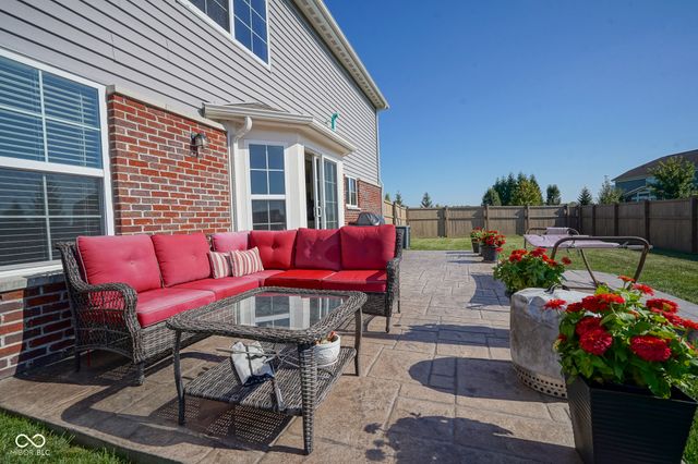 8634 N Dresden Drive, Mccordsville, IN 46055