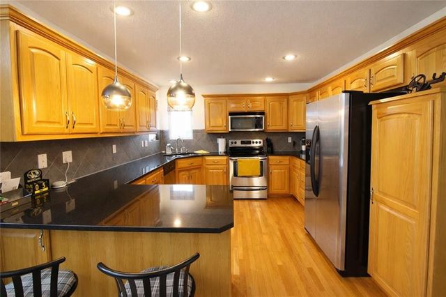 4711 NE 103rd Terrace, Kansas City, MO 64156