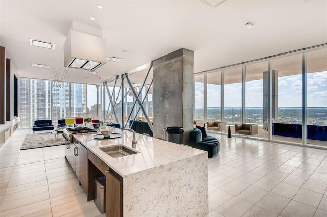 301 West Ave 1309, Austin, TX 78701