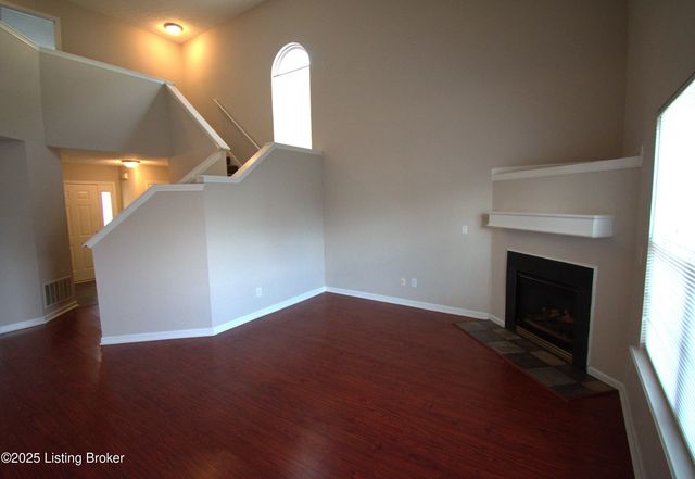 4221 Willowview Blvd, Louisville, KY 40299