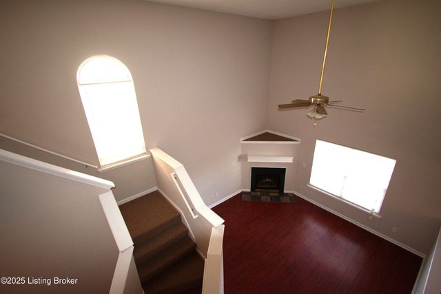 4221 Willowview Blvd, Louisville, KY 40299