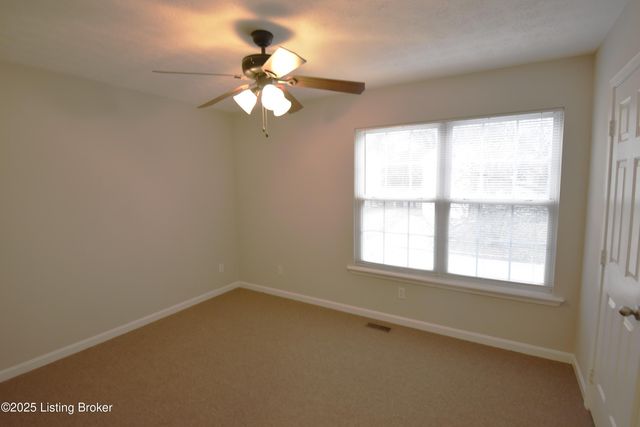 4221 Willowview Blvd, Louisville, KY 40299