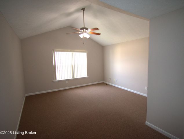 4221 Willowview Blvd, Louisville, KY 40299