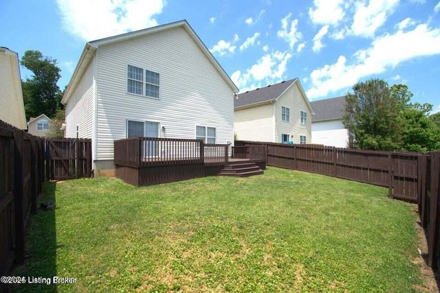 4221 Willowview Blvd, Louisville, KY 40299